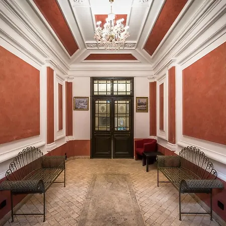 Party Underground With Pooltable *
