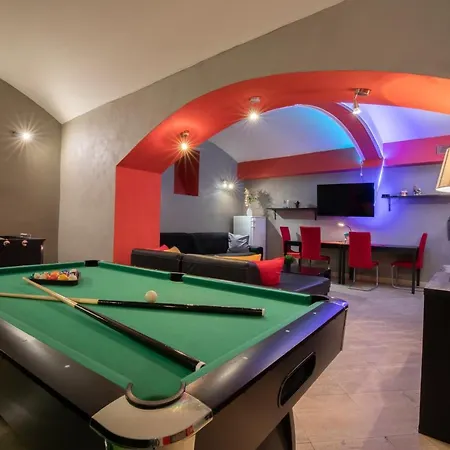 Party Underground With Pooltable Prag
