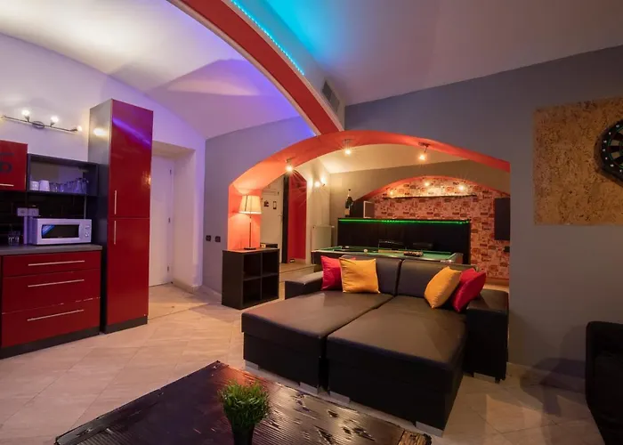 Party Underground With Pooltable * Praga
