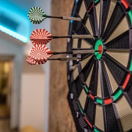 Party Underground With Pooltable Prag