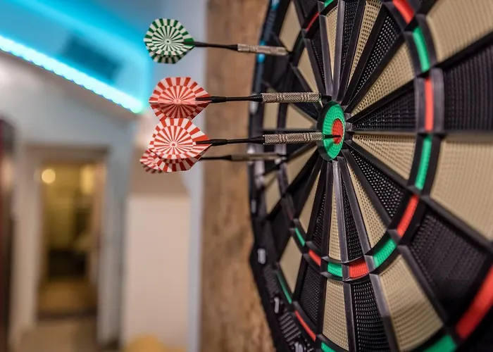 Party Underground With Pooltable Prag
